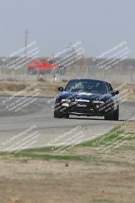 media/Oct-25-2025-CalClub SCCA (Sat) [[34c778dfbe]]/Group 4/Qualifying/